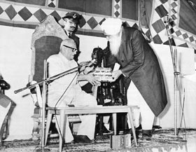 聖基爾帕辛與印度總統吉里博士，1972年3月14日