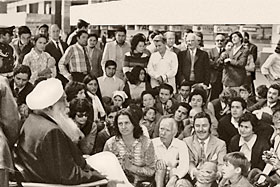 Sant Kirpal Singh at an airport in South America, 1972